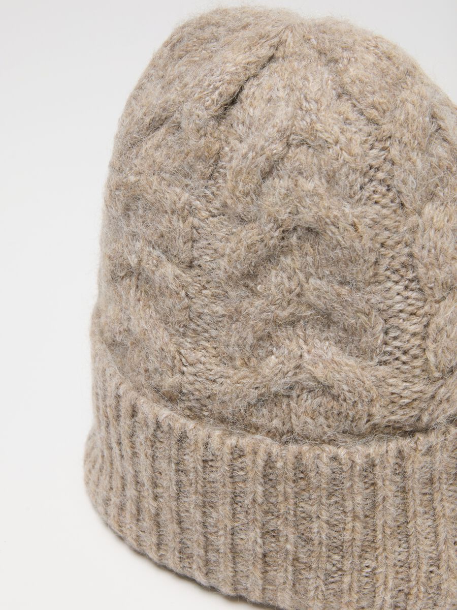 Knitted Beige Hat_2