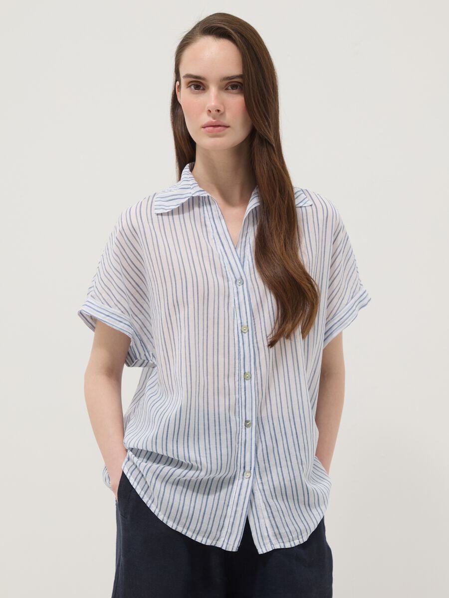 White shirt with light-blue stripes in pure cotton, regular fit_1