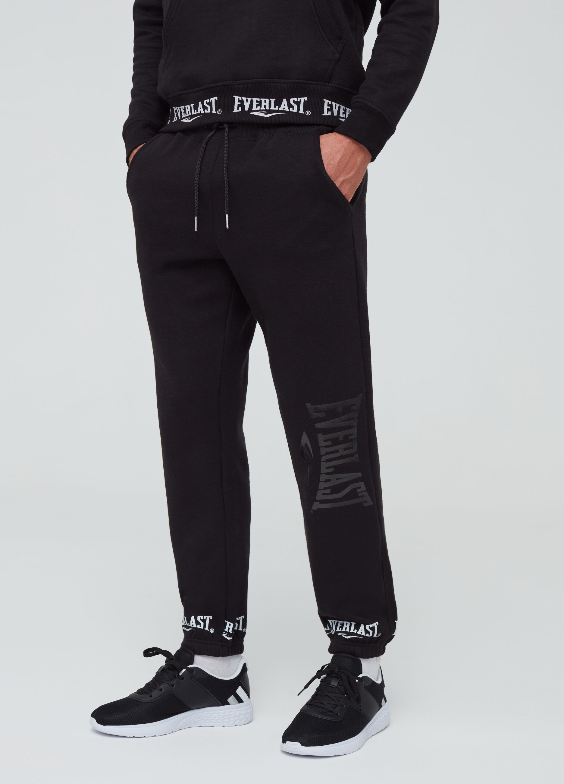 Everlast joggers with drawstring and pockets