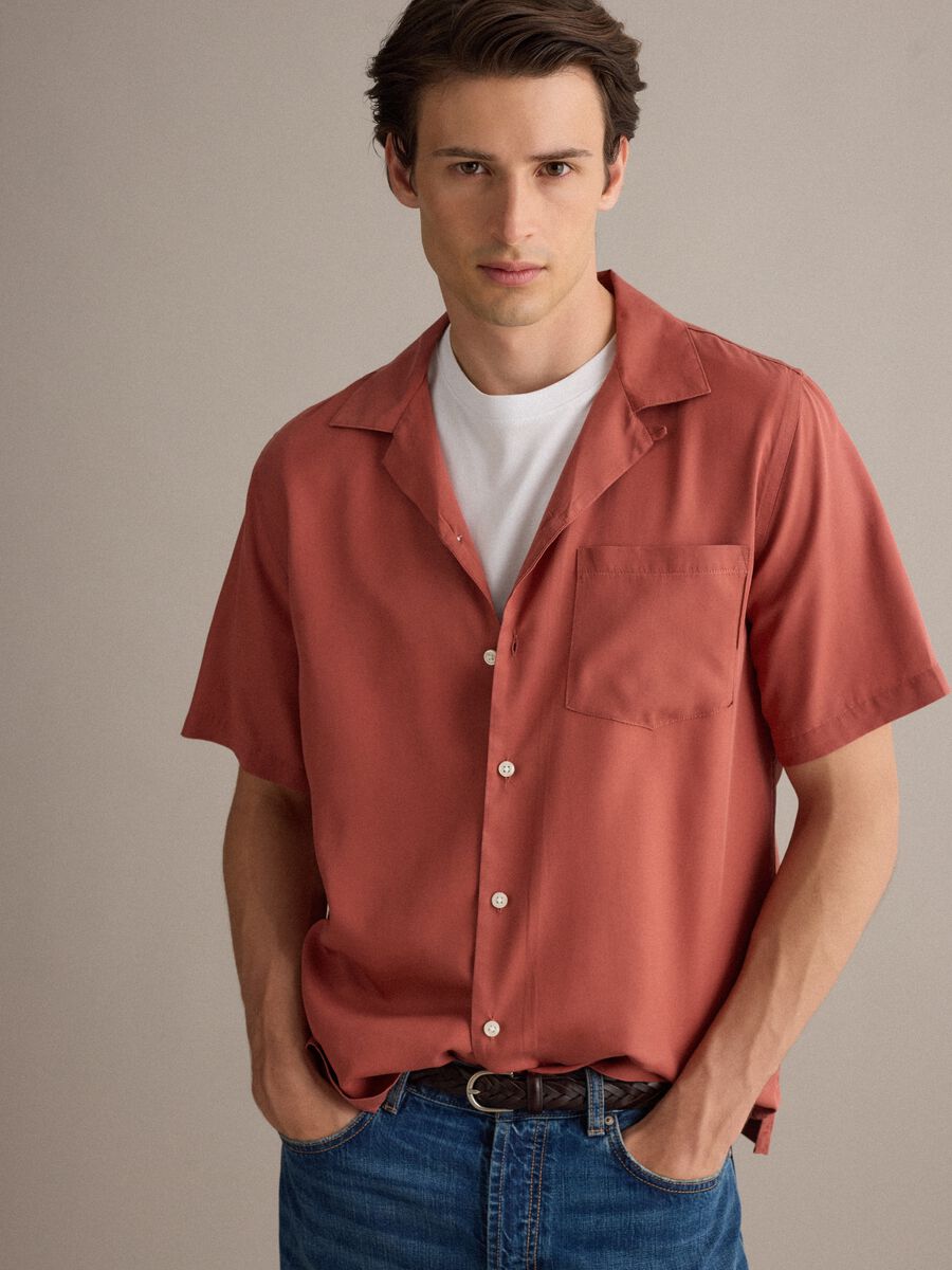 Camicia rossa a maniche corte in puro lyocell_0