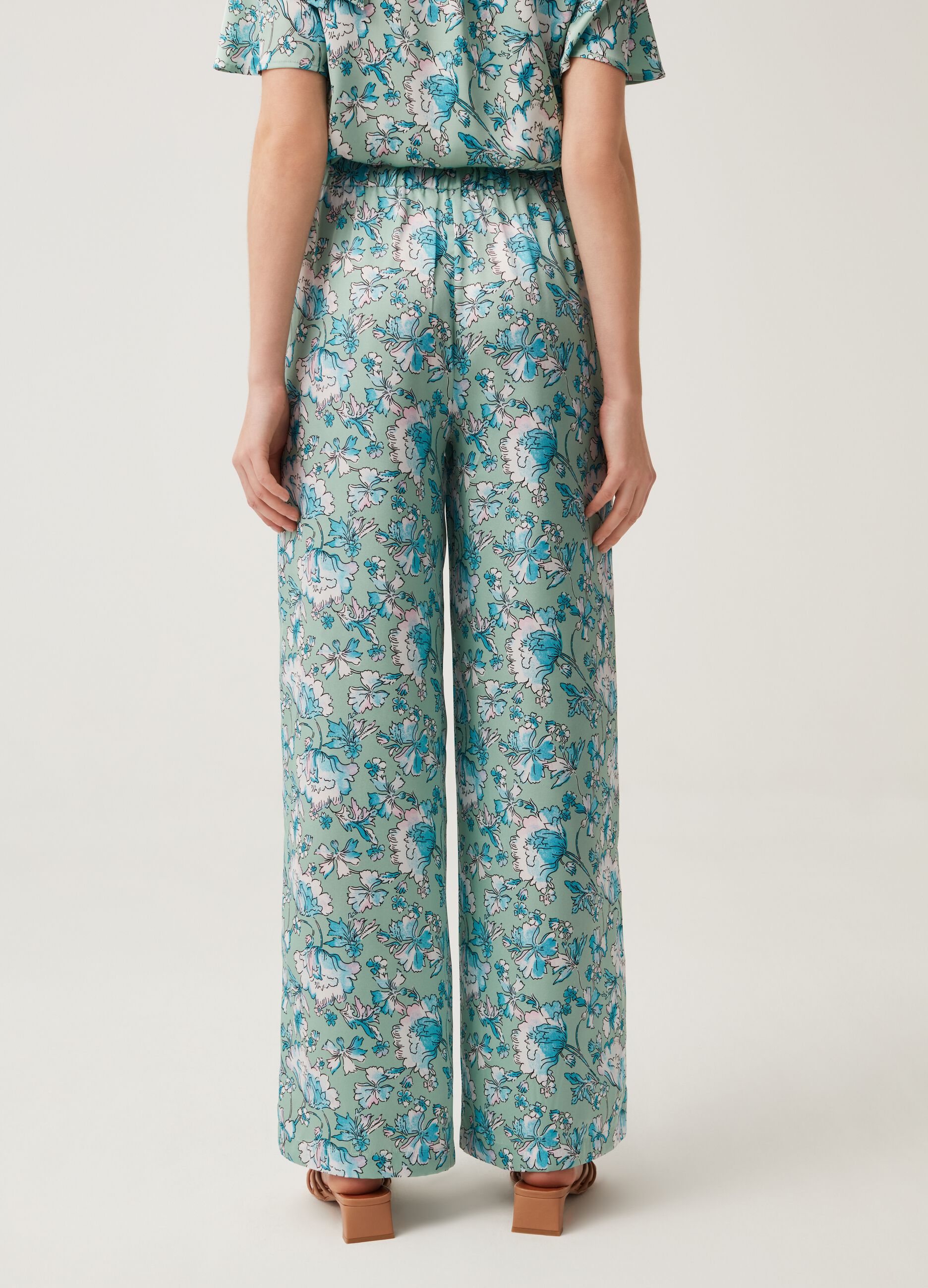 Pantaloni palazzo in satin_2