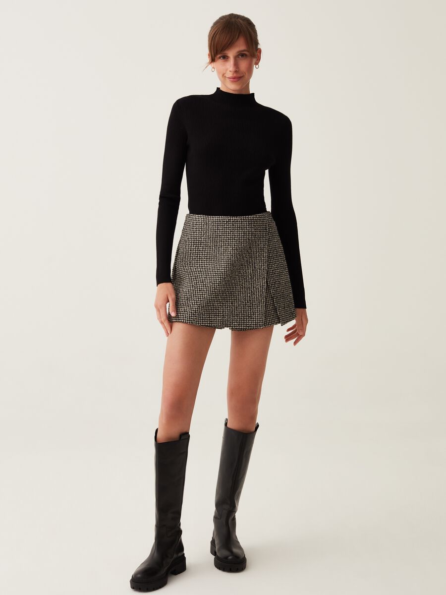 T-shirt mock neck con maniche lunghe_1