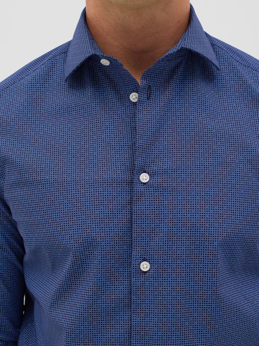 Slim-fit shirt with micro geometric pattern_2