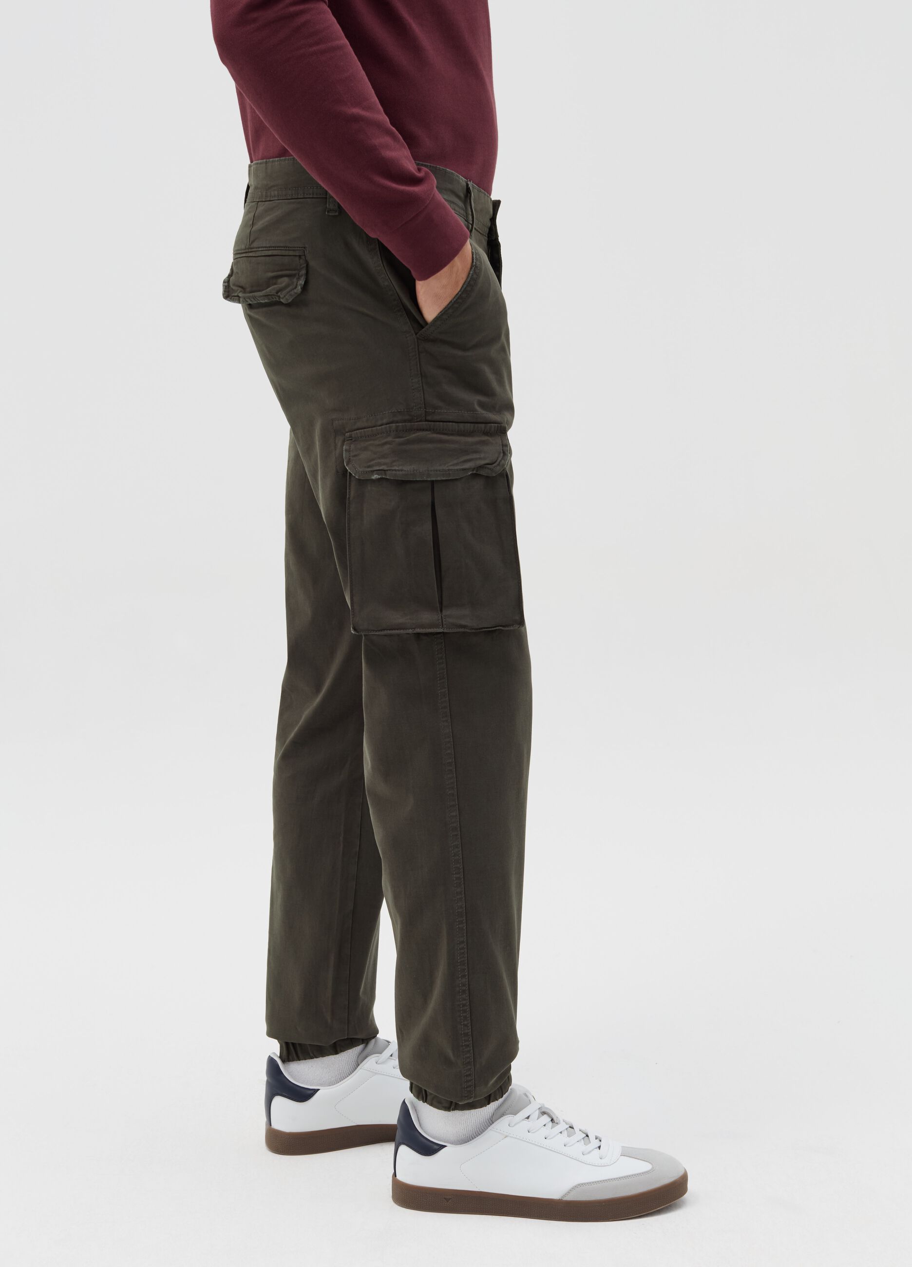 Stretch cotton cargo trousers
