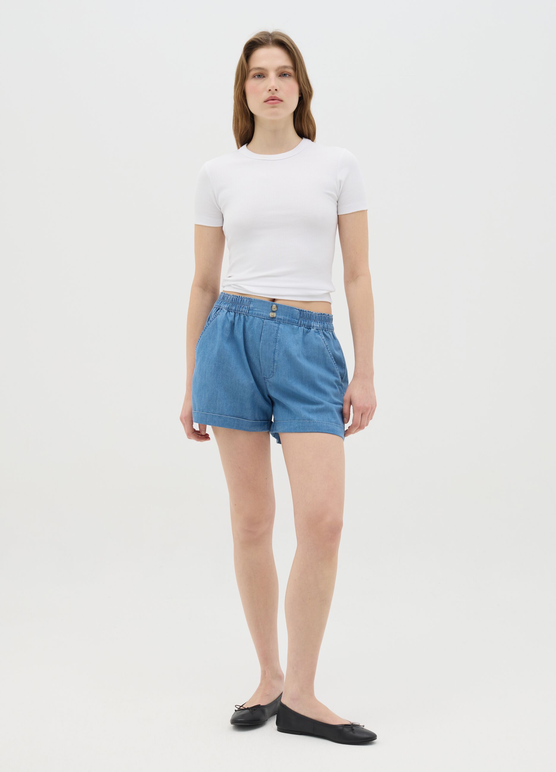 Shorts da donna in puro cotone denim azzurro baggy