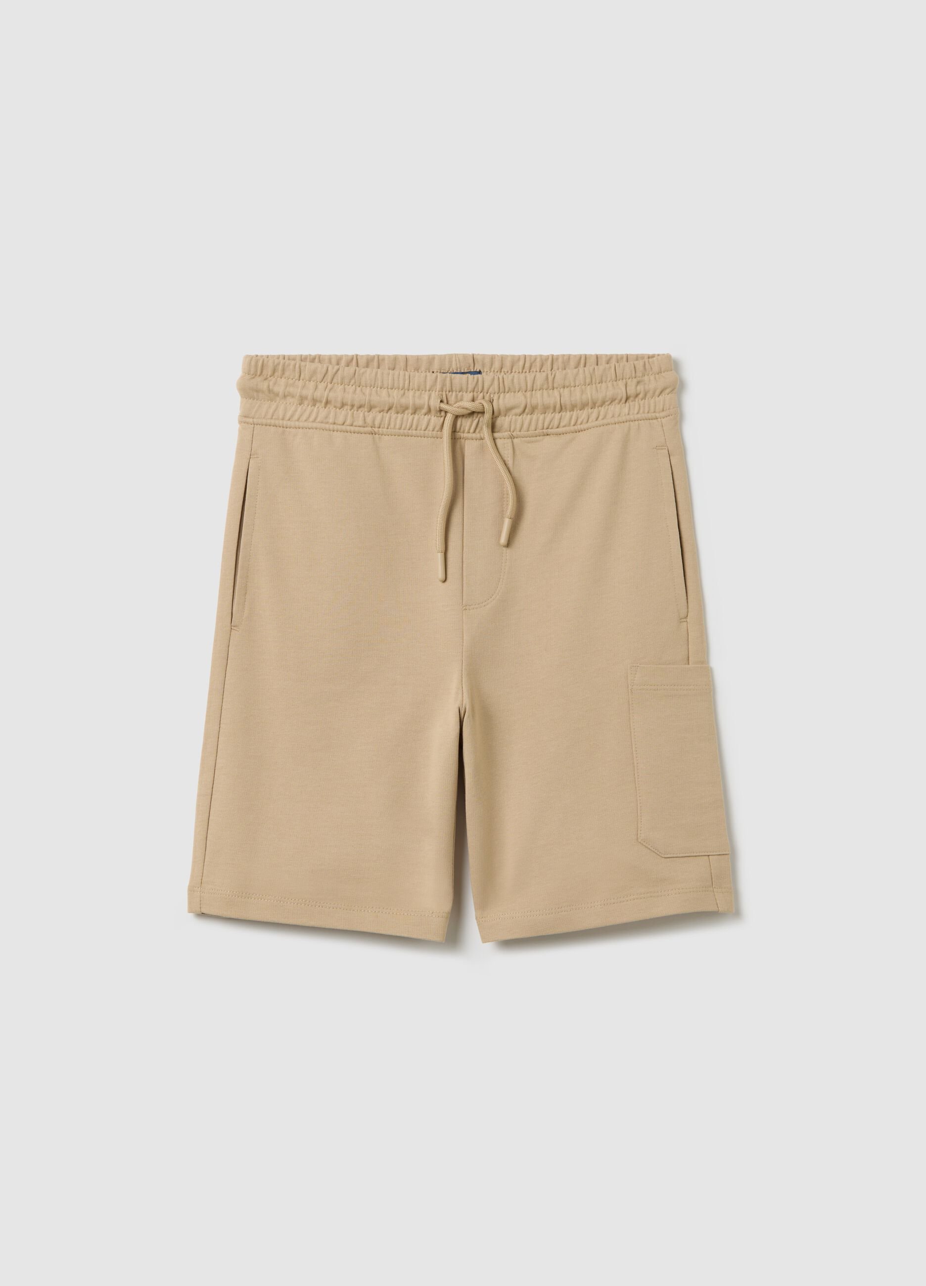Beige cargo Bermuda joggers in cotton with drawstring