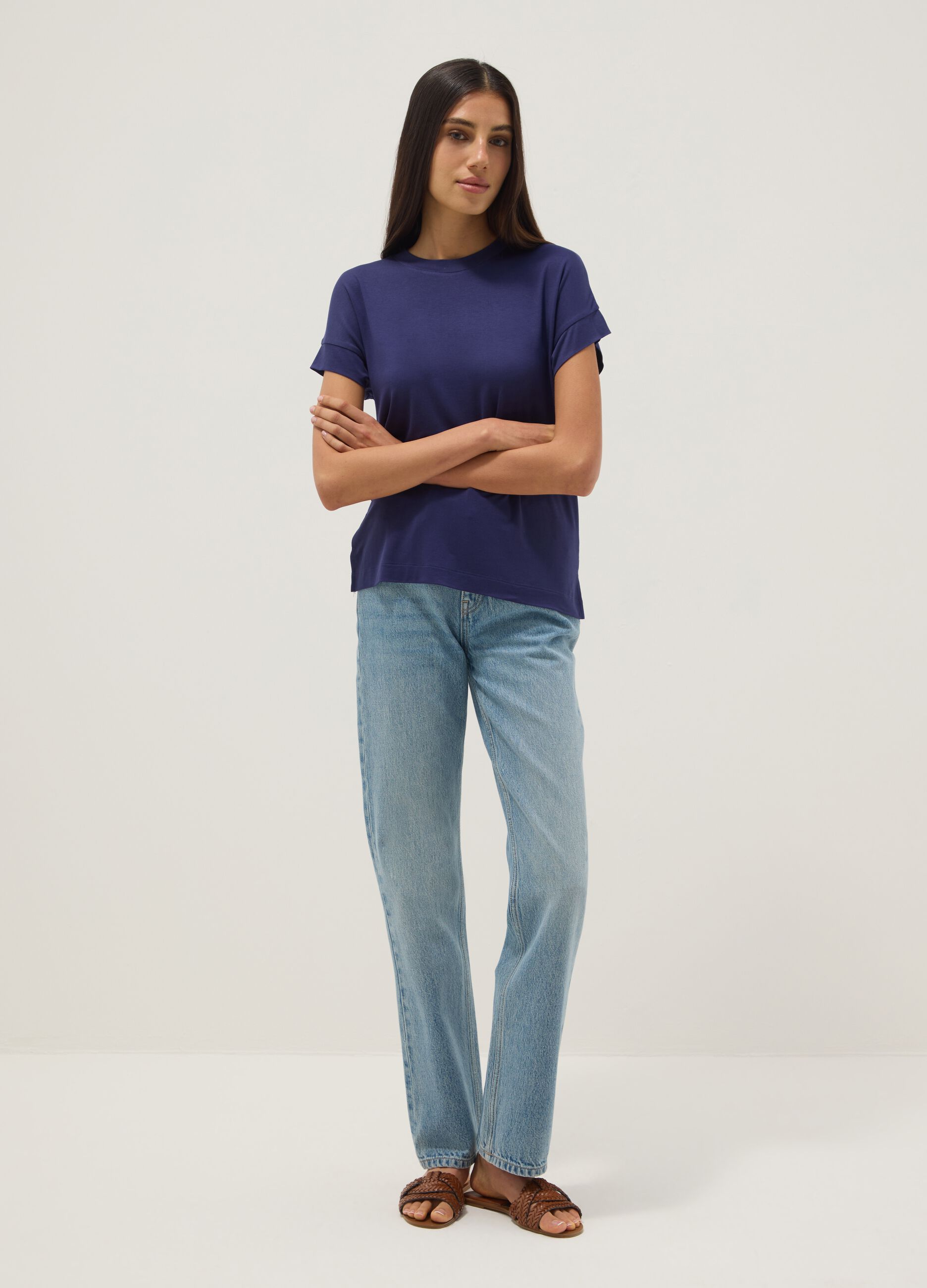 Blue short-sleeve stretch viscose T-shirt