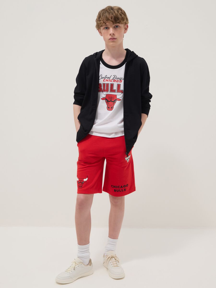 Regular-fit red cotton-blend shorts_0