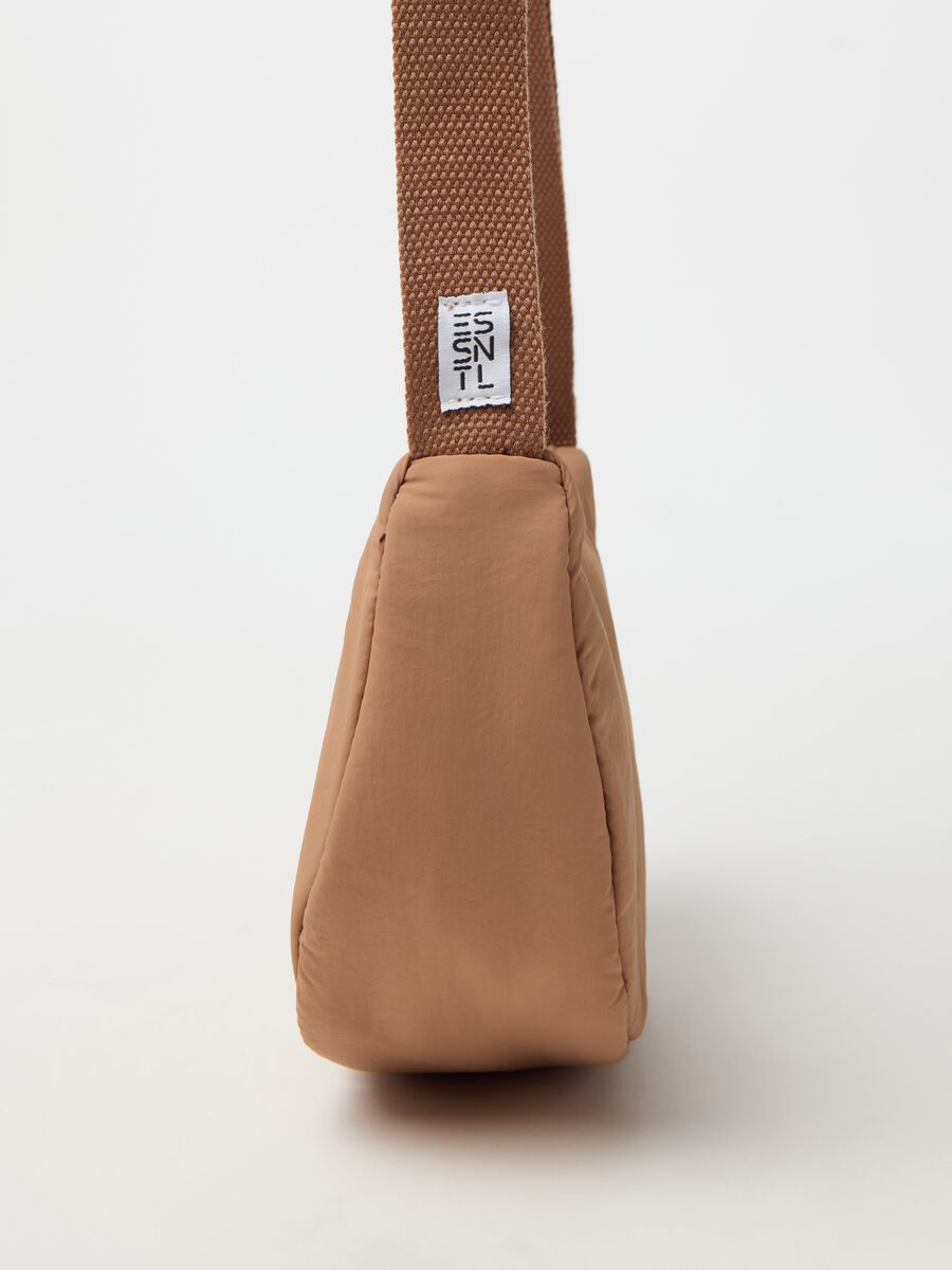 Borsa Essential piccola a mezza luna con tracolla_2