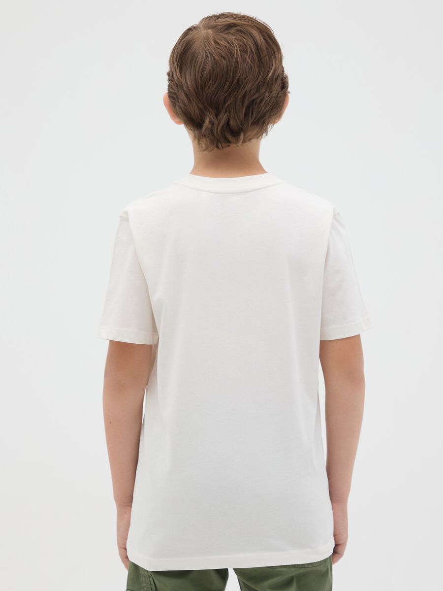 T-shirt da ragazzo in puro cotone bianca regular fit con stampa _1