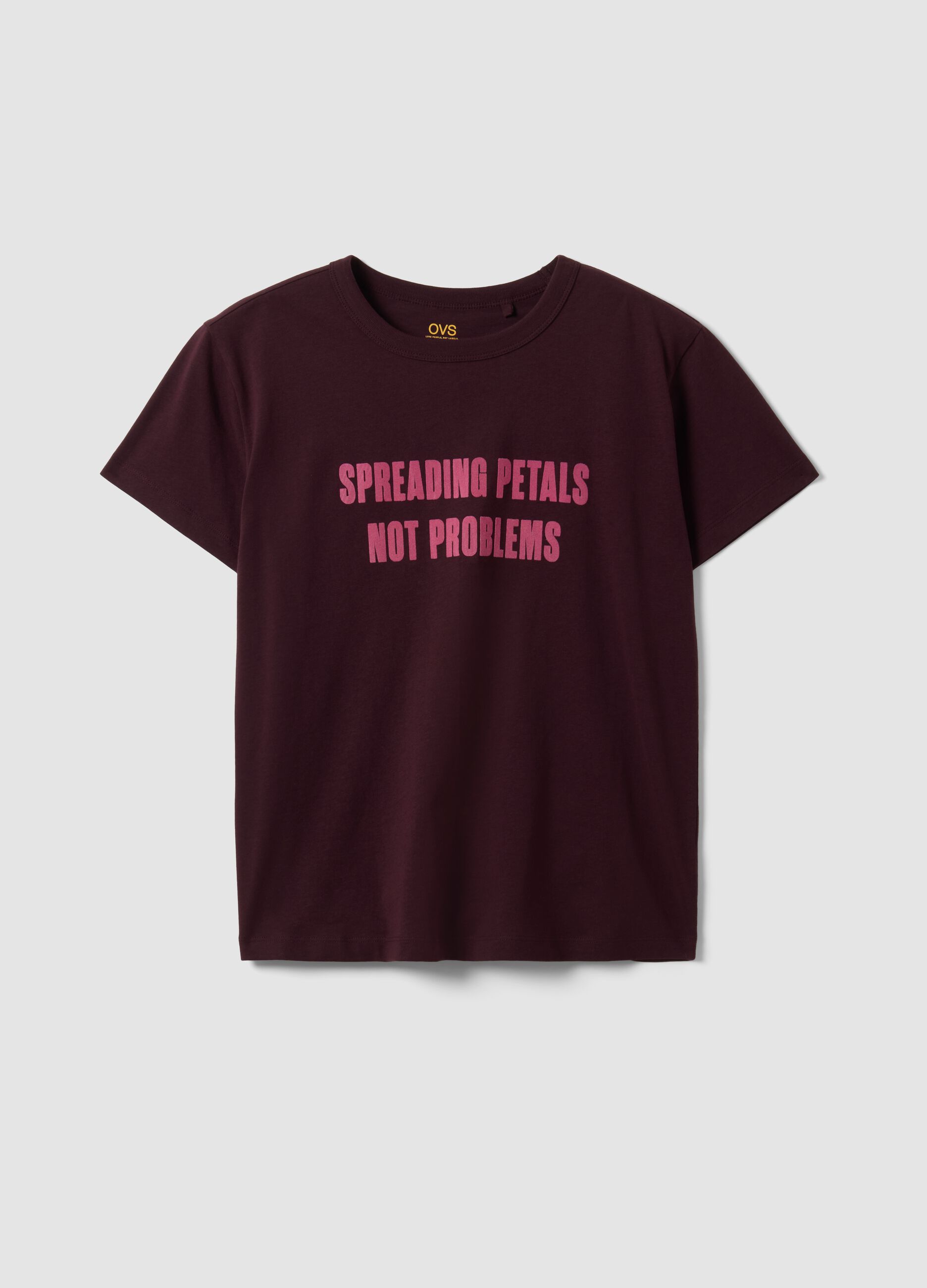 Red pure cotton T-shirt with front slogan, regular fit