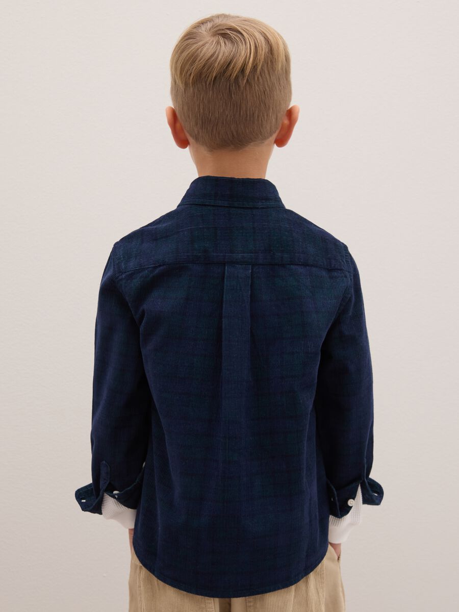 Multicolour checked cotton shirt for kids in regular fit_1
