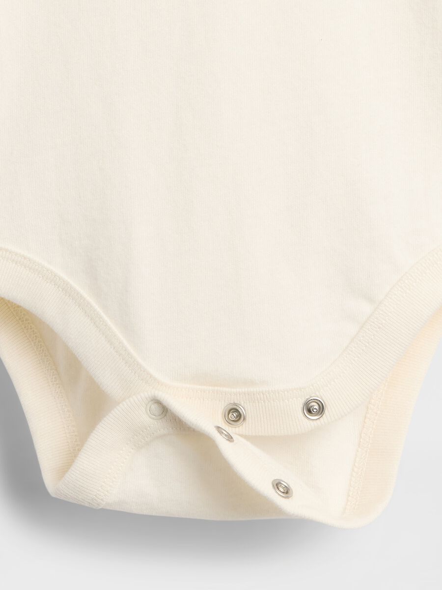 White baby bodysuit with collar_3