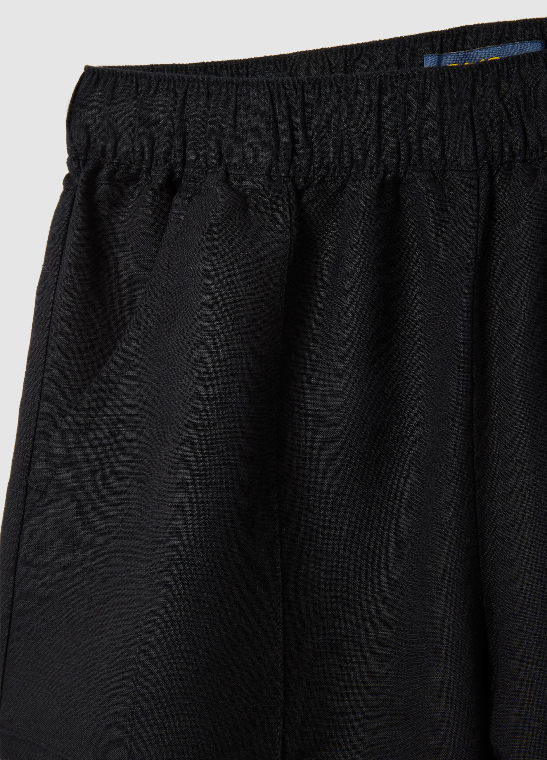 Women's black linen blend regular fit shorts