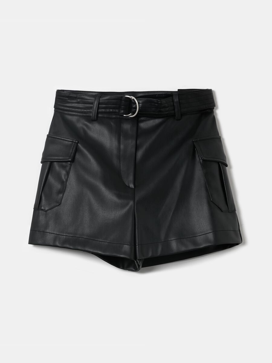 Cargo shorts with belt_3
