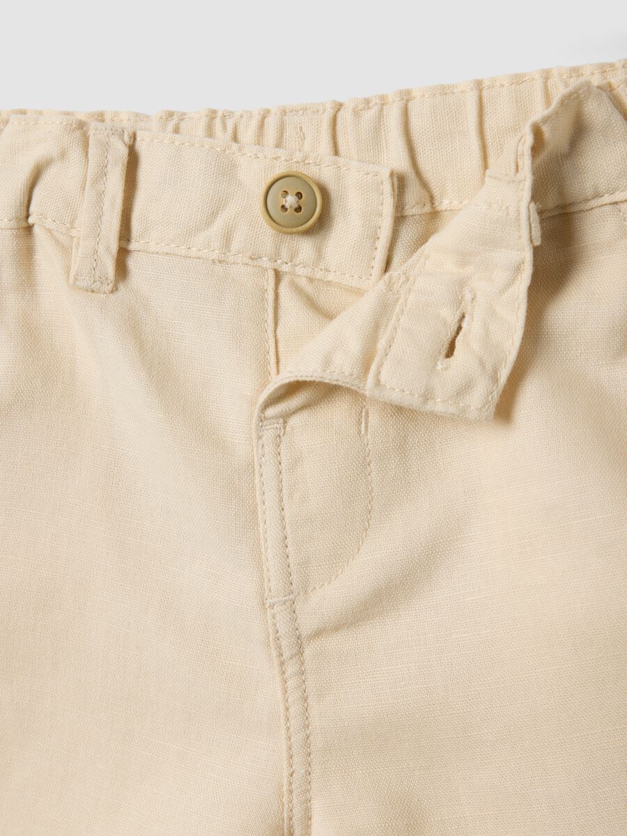 Beige linen and cotton blend shorts for baby boys, regular fit_2