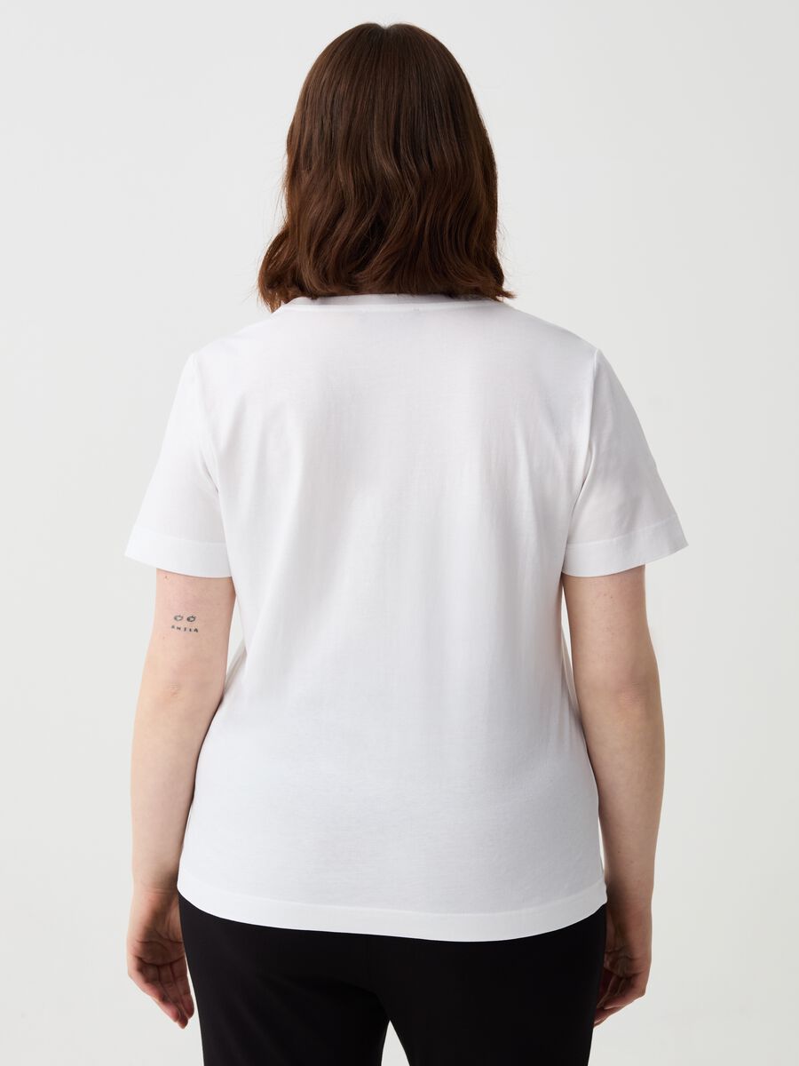 Curvy T-shirt with diamantés and round neck_1