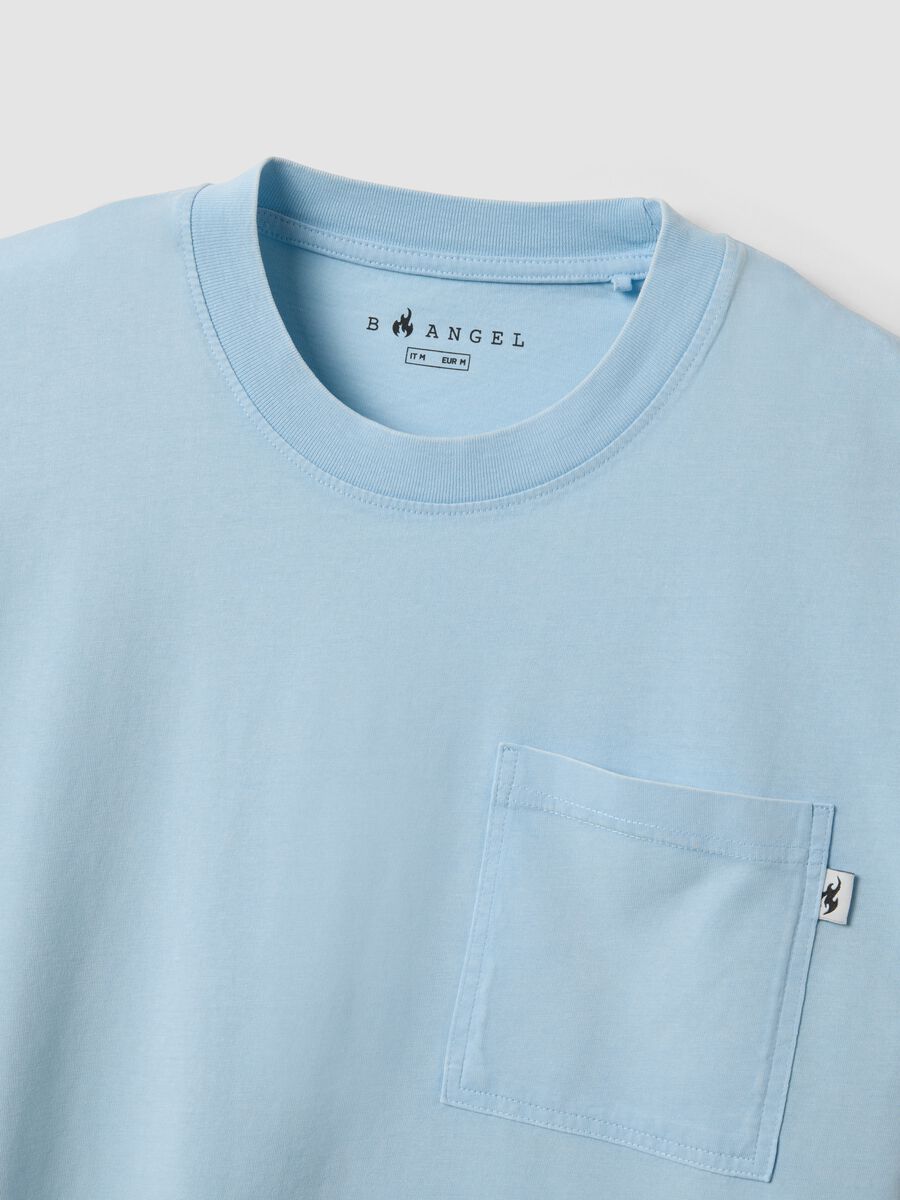 Sky-blue pure cotton T-shirt with chest pocket, regular fit_5