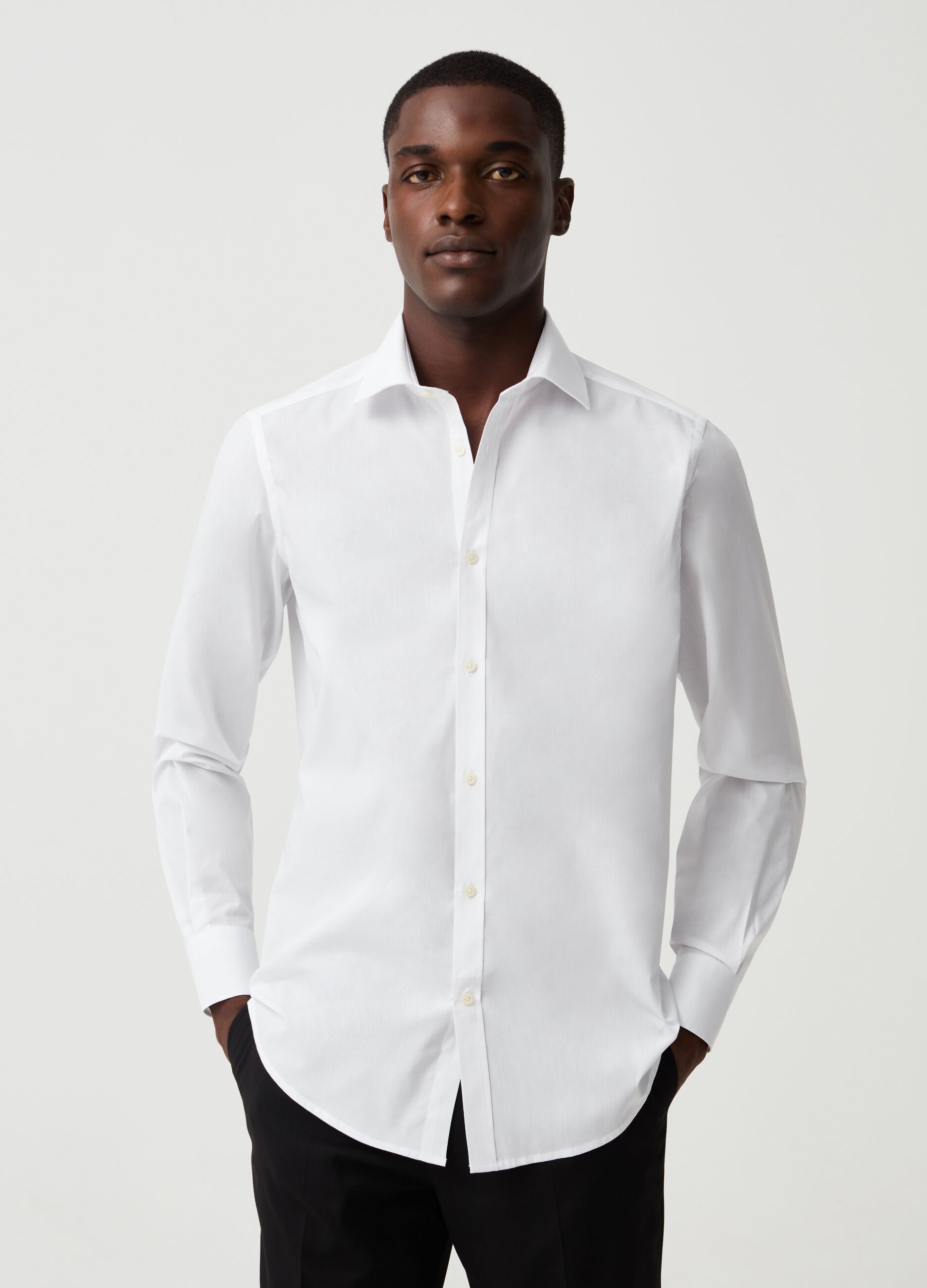 Camicia slim fit tinta unita_0