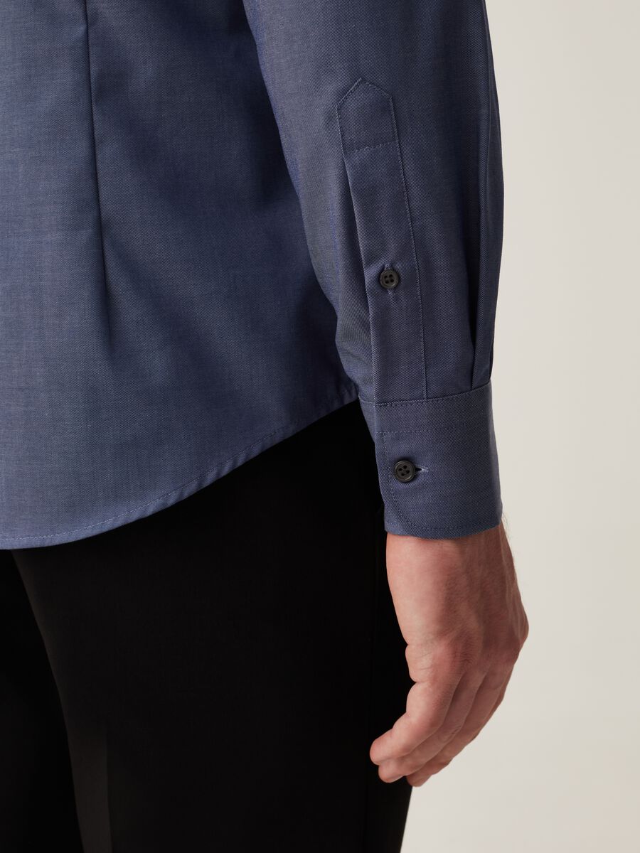 Slim-fit shirt in no-iron cotton chambray_3