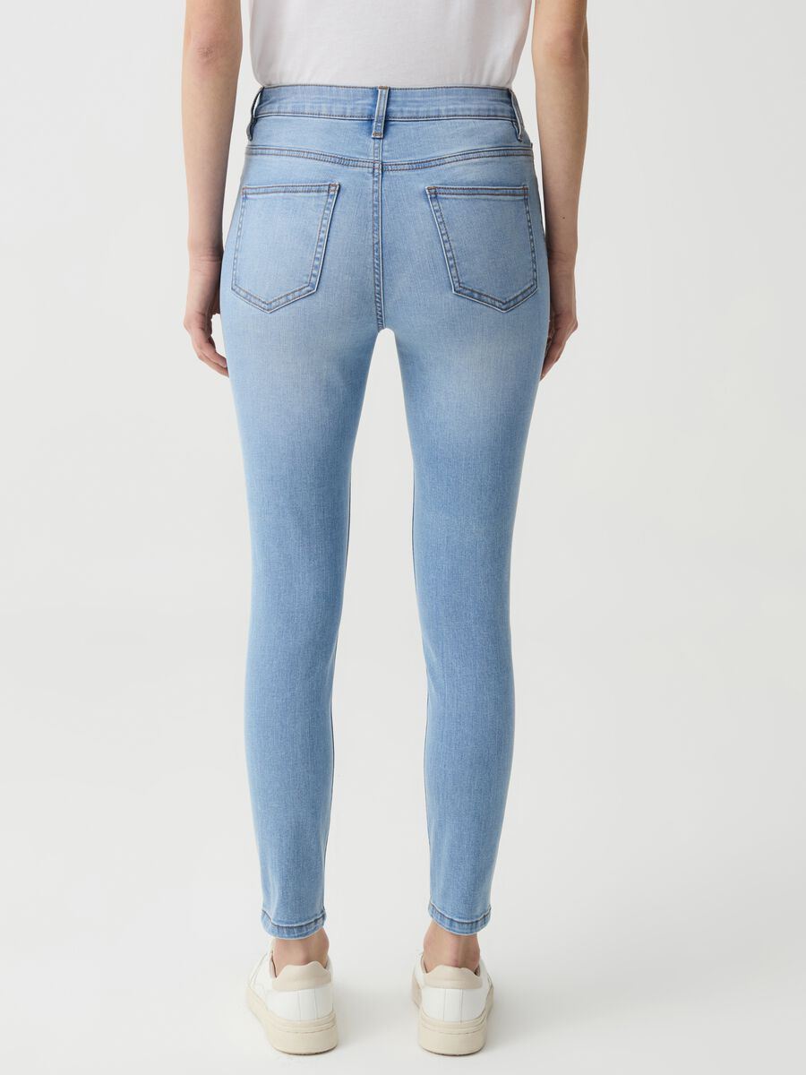 Skinny-fit cropped jeans with five pockets_2