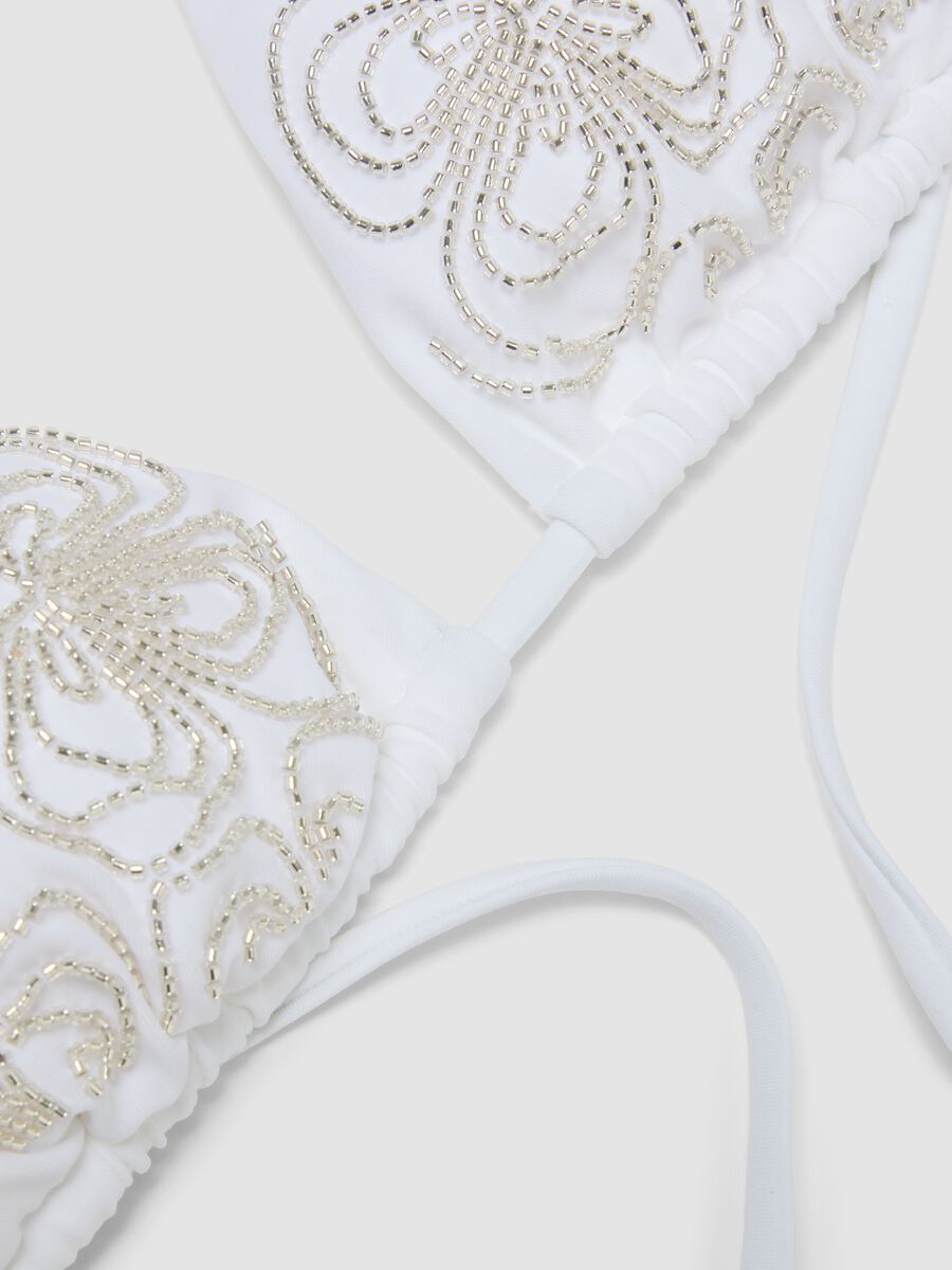 White stretch triangle bikini top with beaded details_5