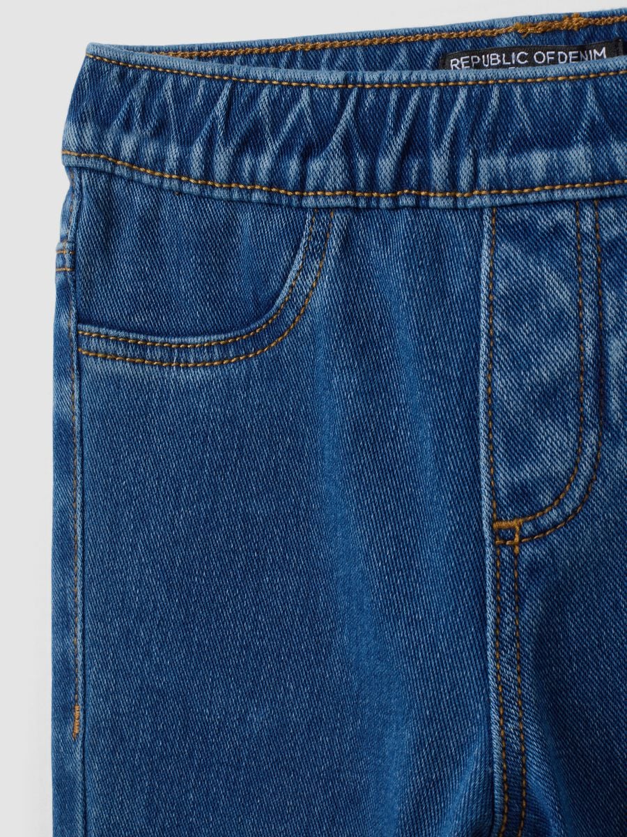 Jeggings blu flare fit in cotone elasticizzato per bambina_2