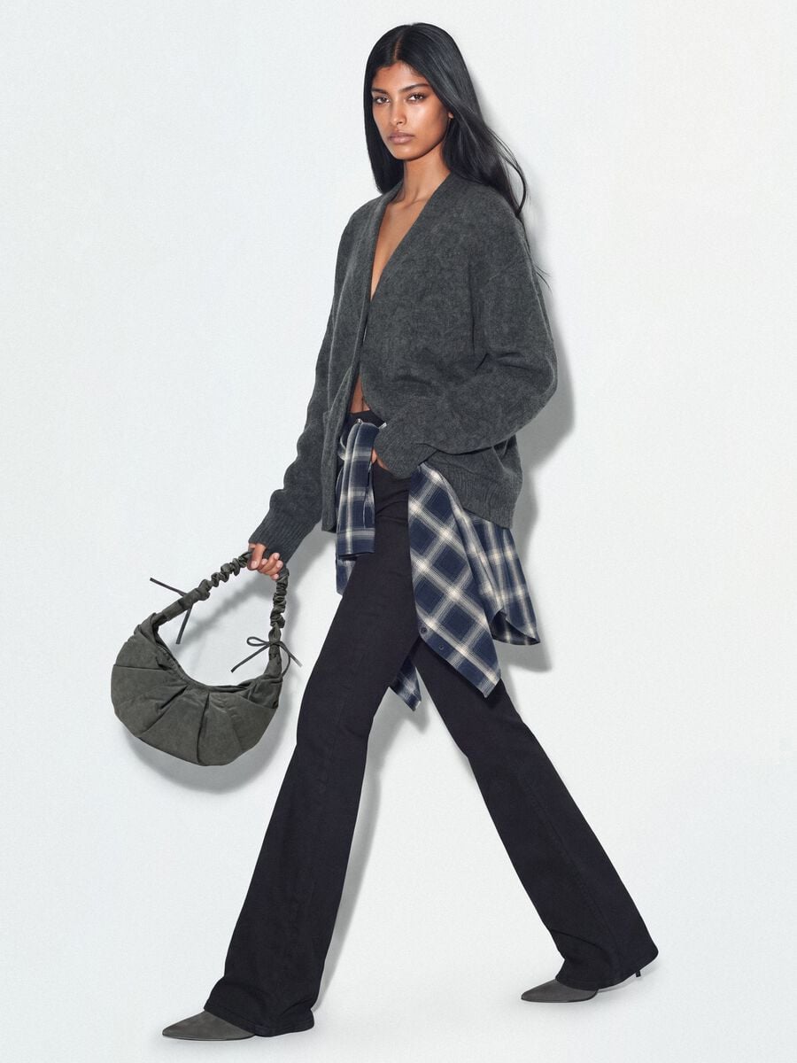 Jeans neri flare in cotone elasticizzato_4