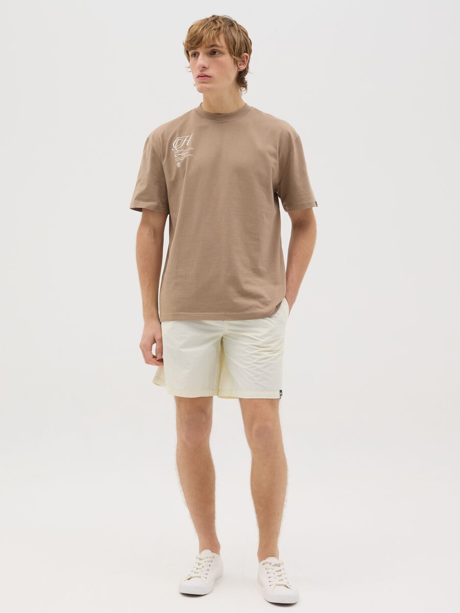 Boxer da uomo in bianco regular fit con elastico e coulisse_0
