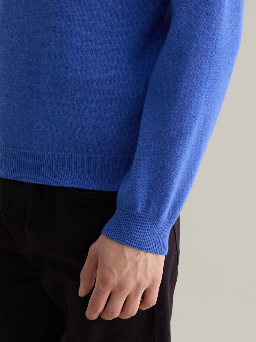 Lambswool crew-neck pullover_2