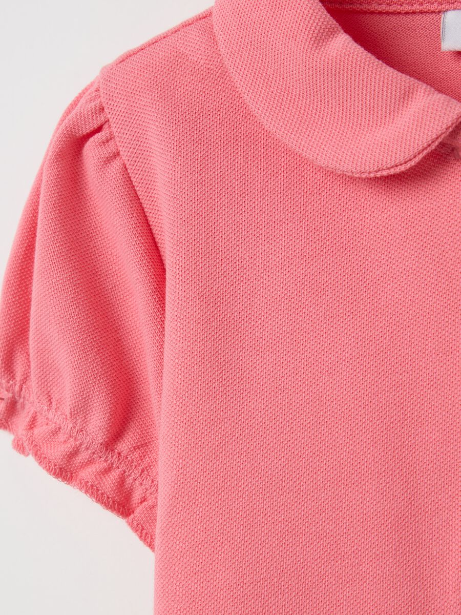 Piquet polo shirt with rounded collar_2