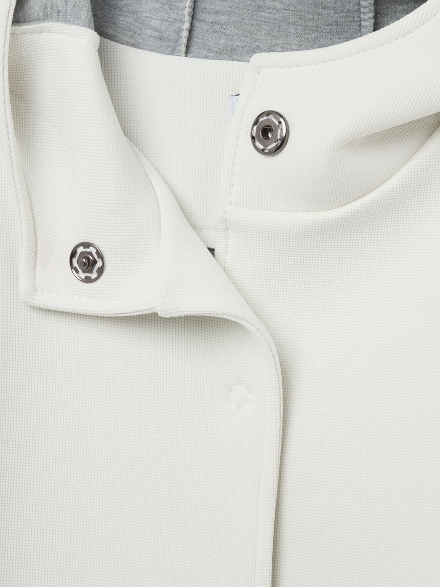 Long jacket with buttons and hood_5