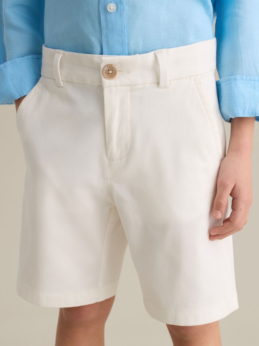 White shorts in stretch cotton_2