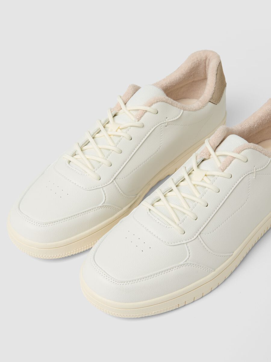 Sneakers bianche e beige regular fit_1