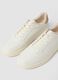 White and beige sneakers with a regular fit_1