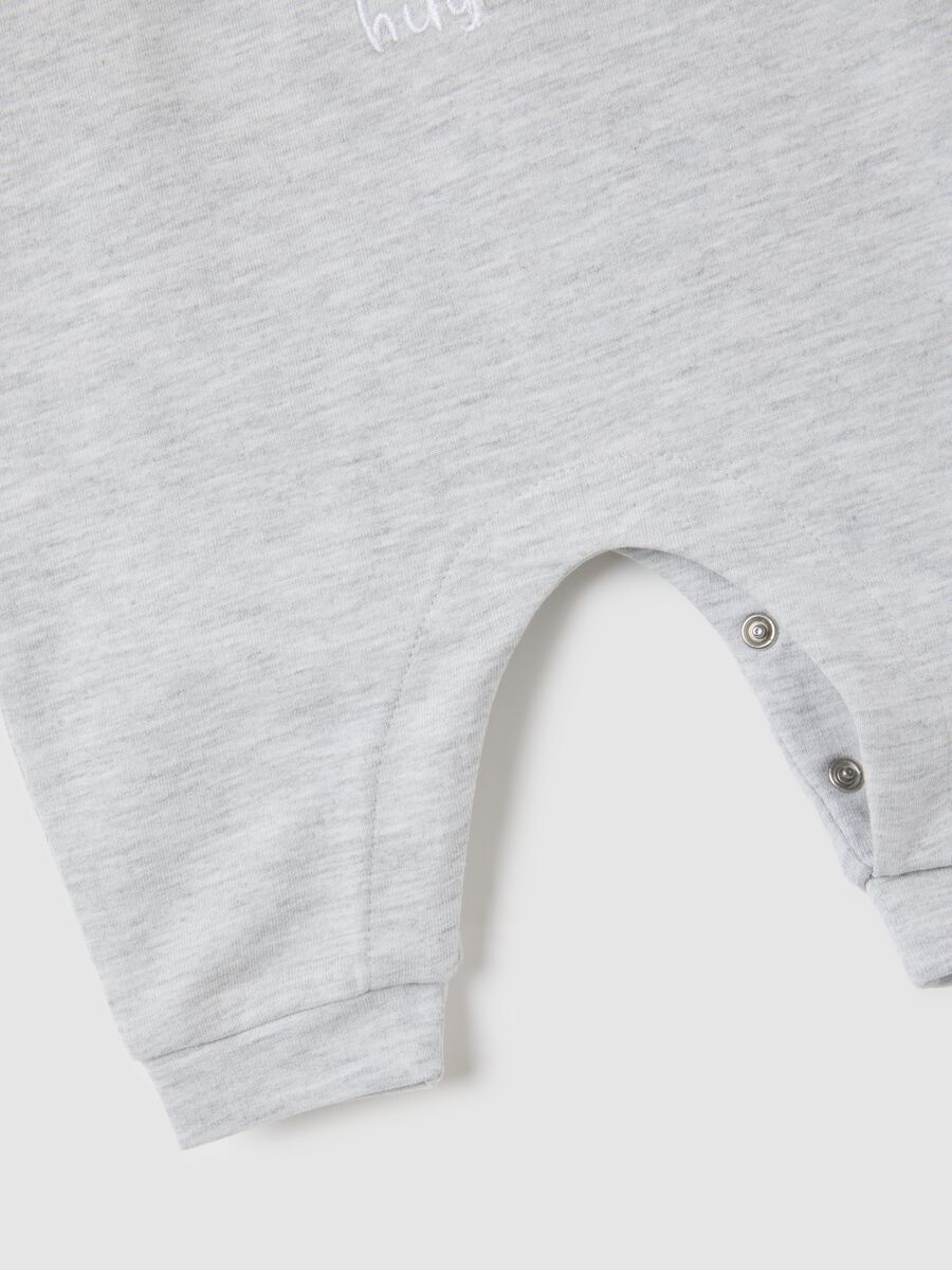 Grey cotton baby romper with embroidery_3