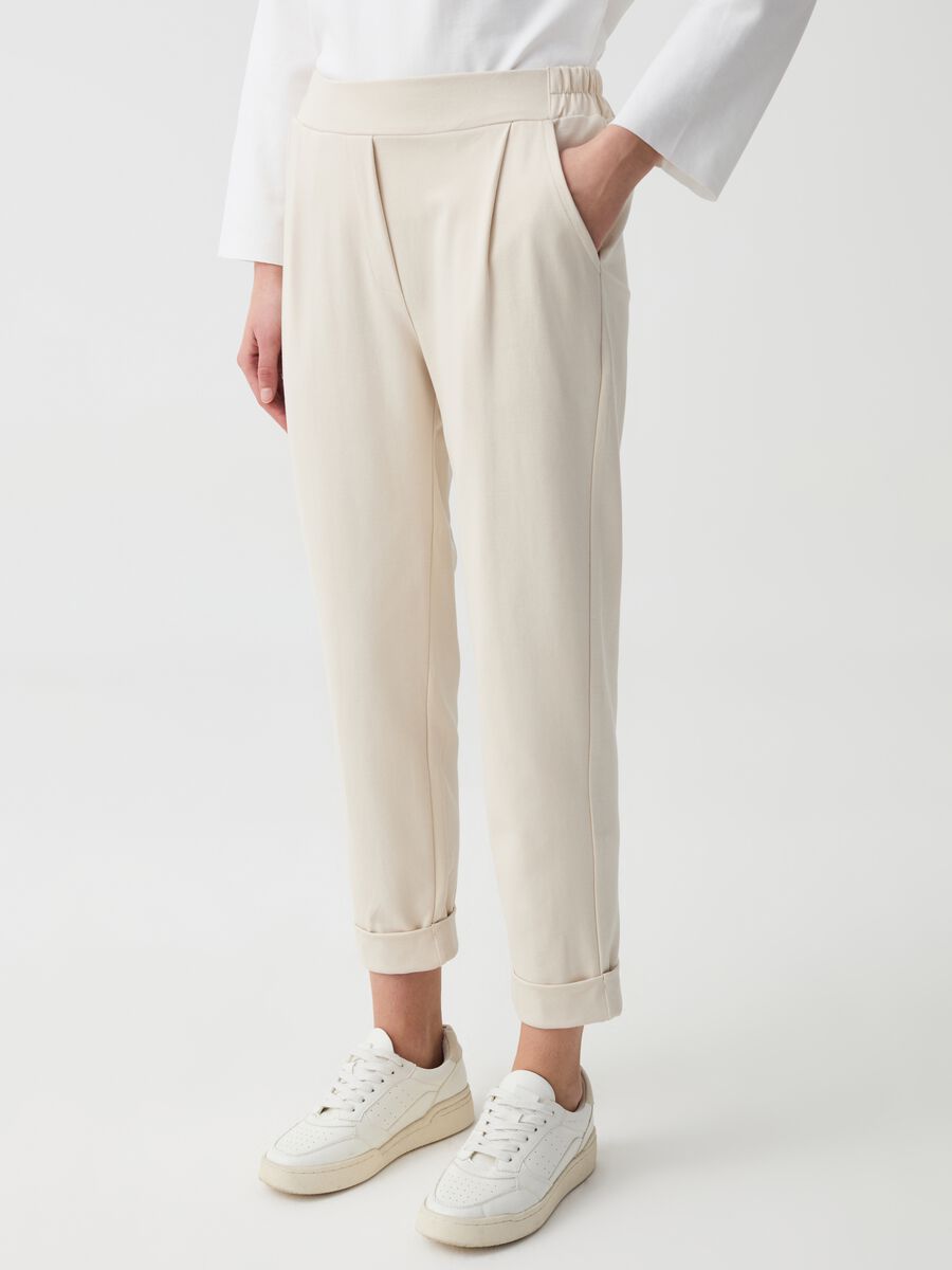 Crop cigarette trousers with turn-ups_1