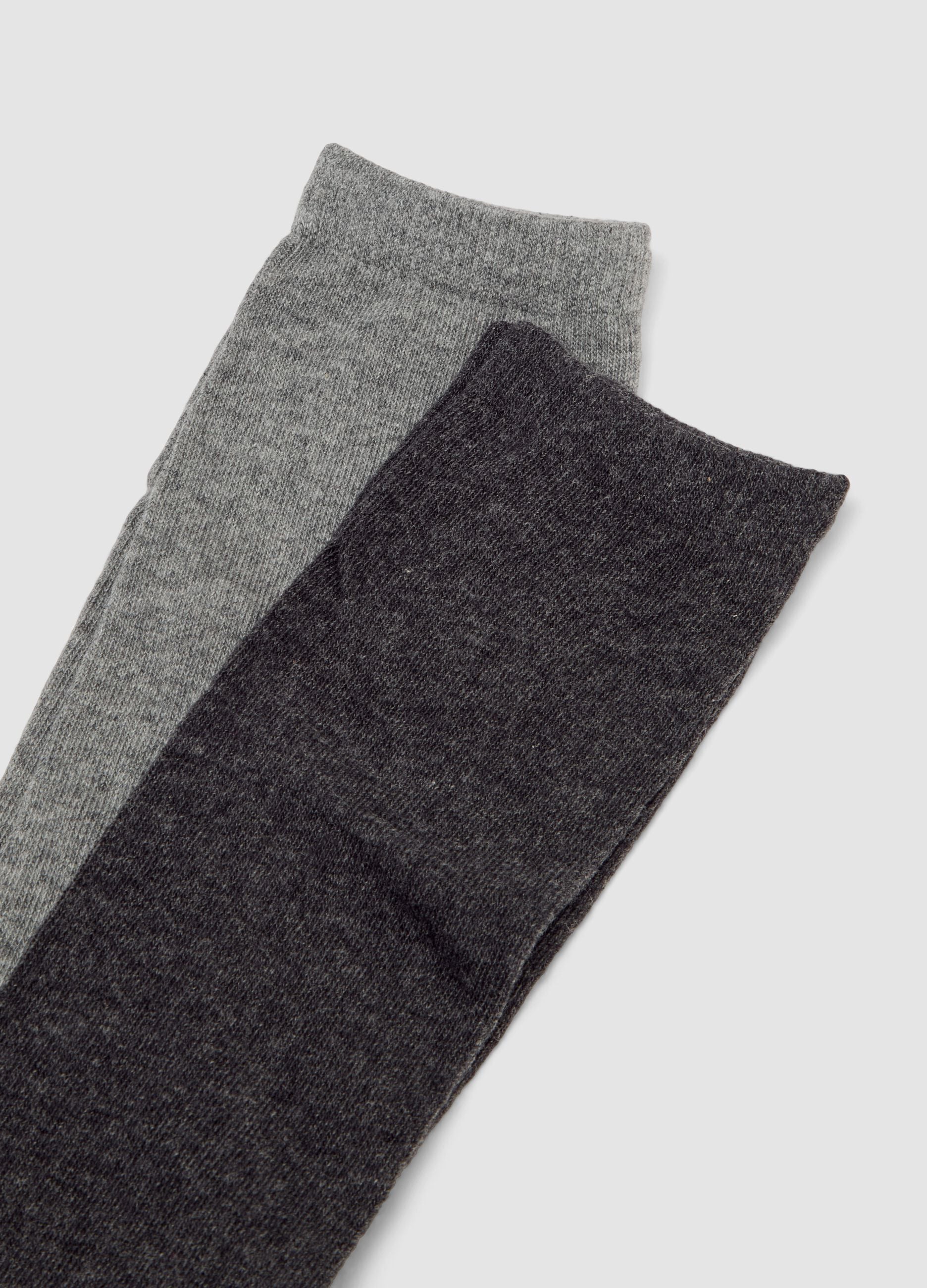 Three-pack of grey socks in organic stretch cotton