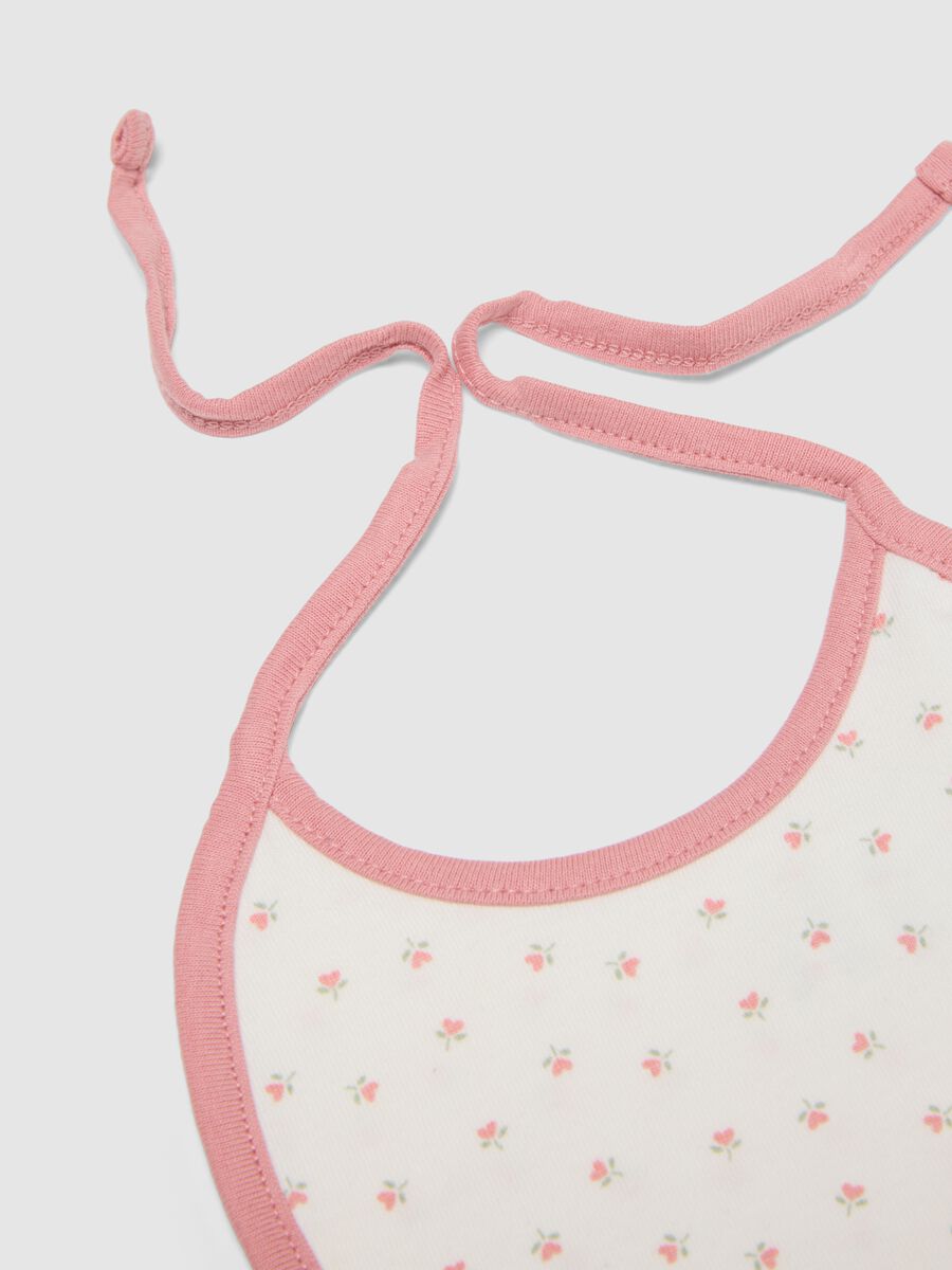 Bipack bavaglini in puro cotone multicolor da neonata con ricami_2