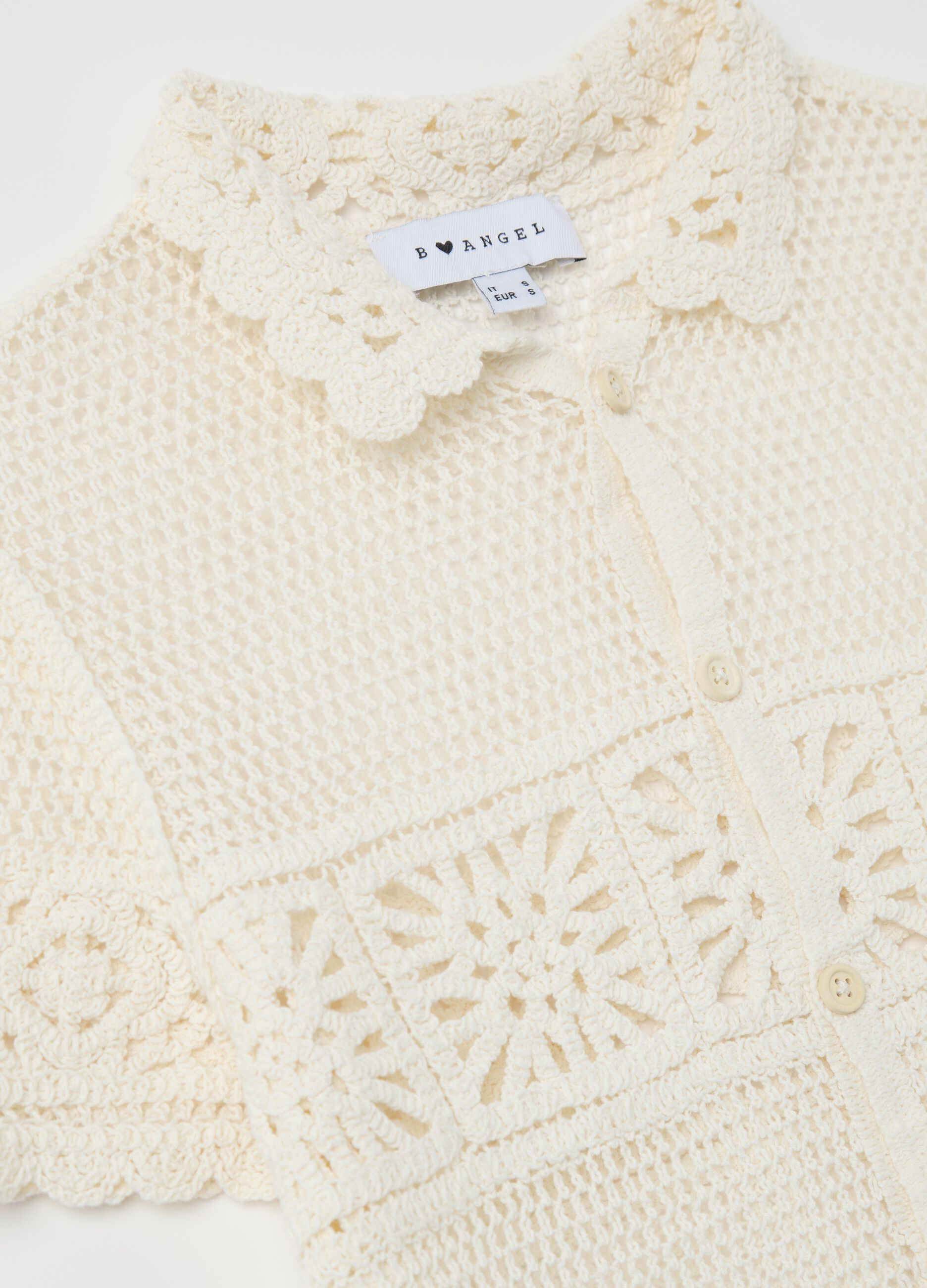 Women’s short, beige regular-fit shirt in cotton blend.
