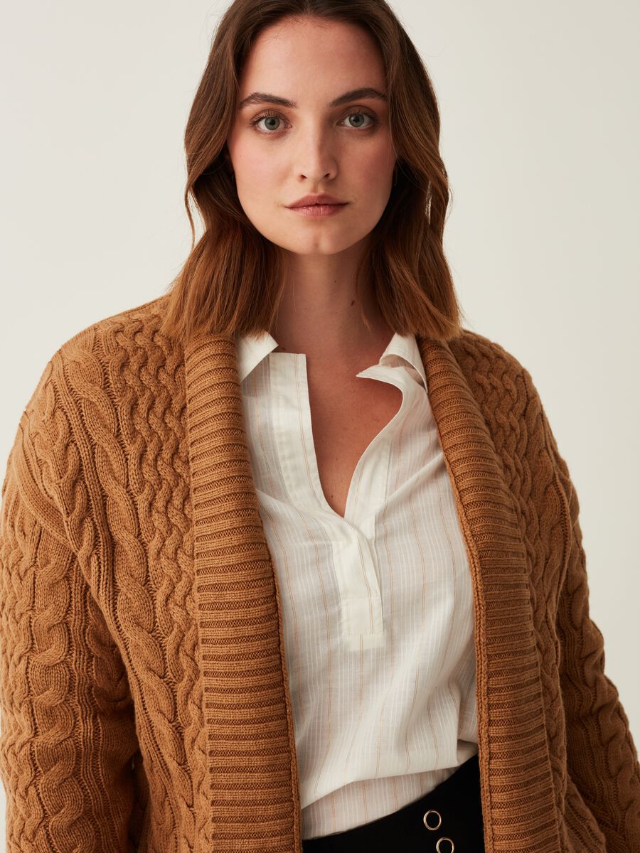 Cardigan aperto lavorato a trecce Curvy_1