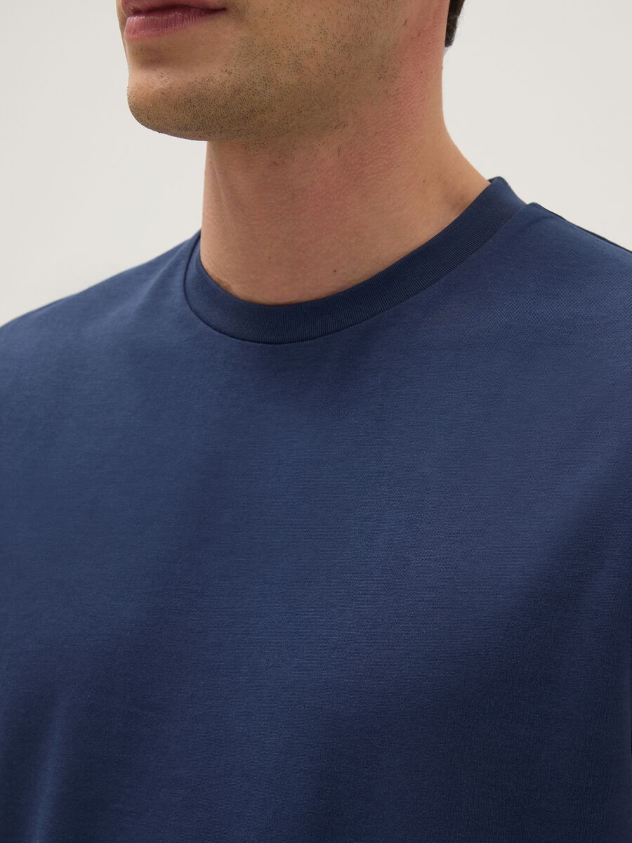 Blue regular fit cotton blend tank top_3