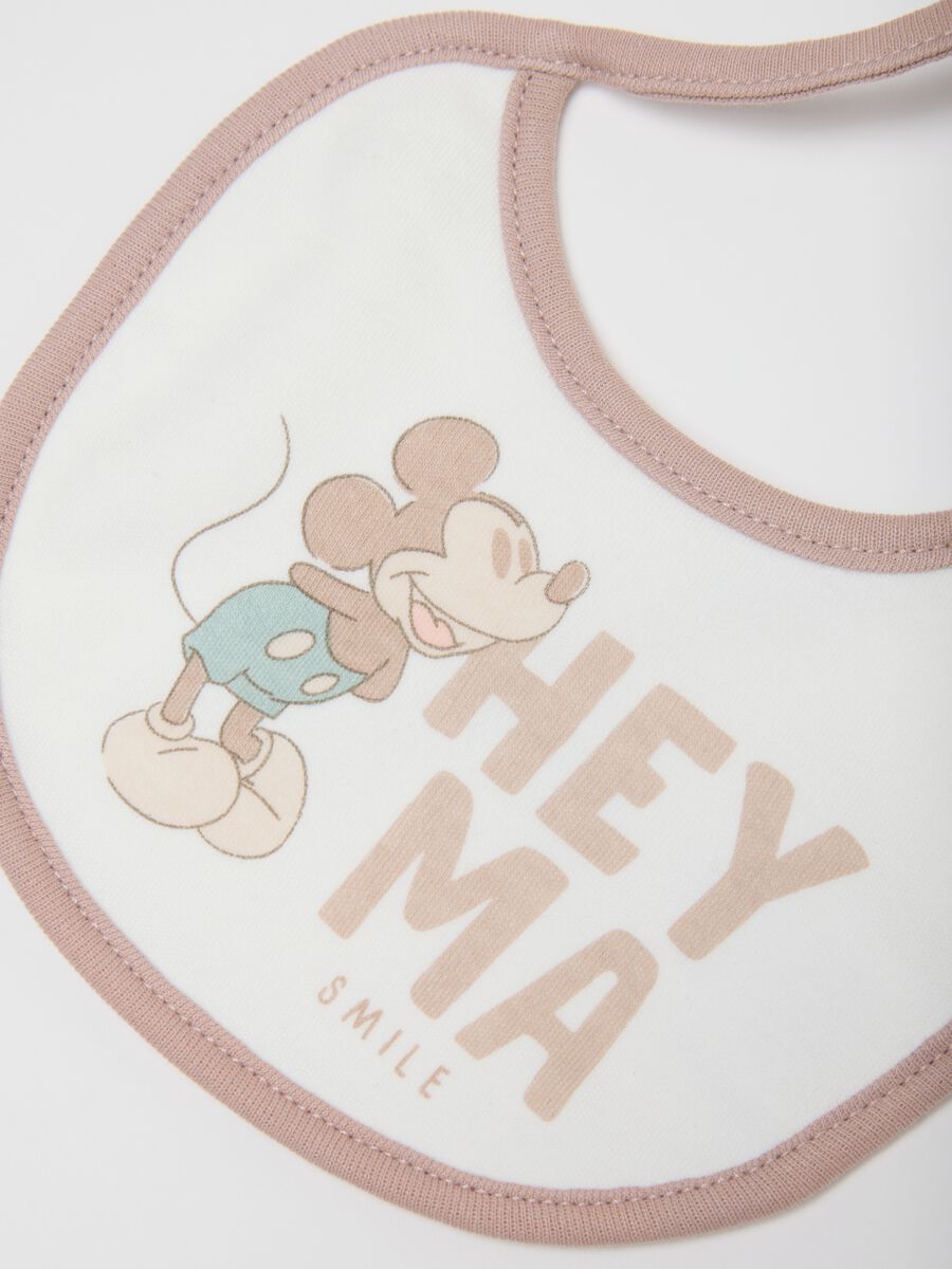 Multicolour pure cotton newborn bib pack with Disney print_1