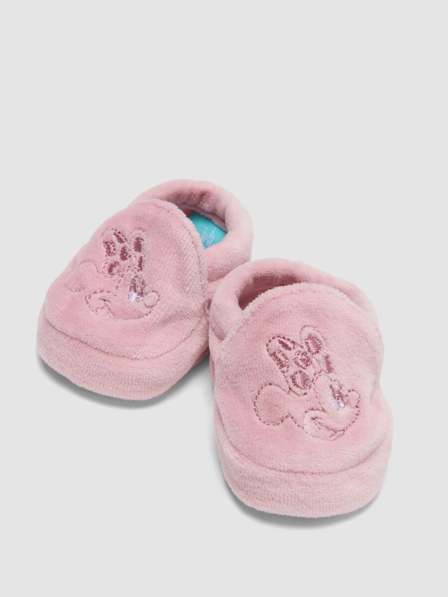 Set rosa con cappellino e scarpine baby e ricamo Minnie per neonata_2