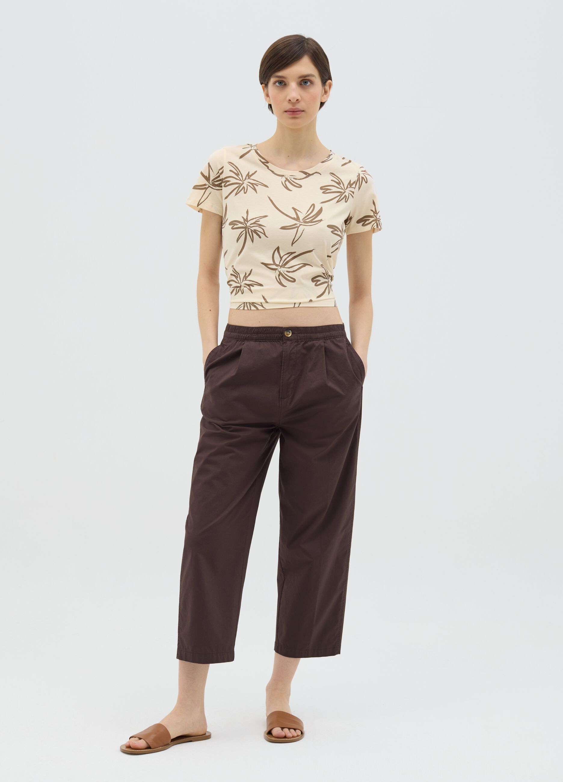 Beige T-shirt with floral print