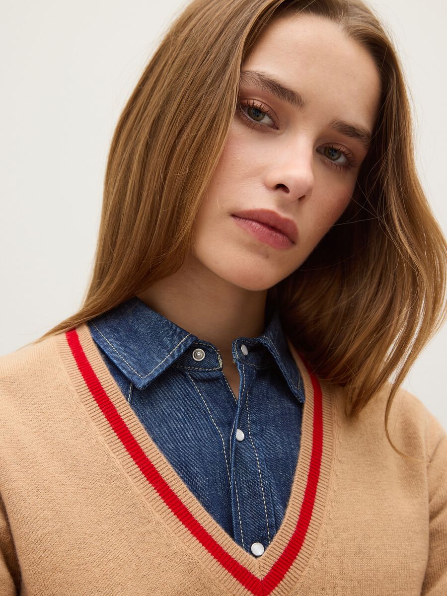 Beige pure wool V-neck striped pullover_3