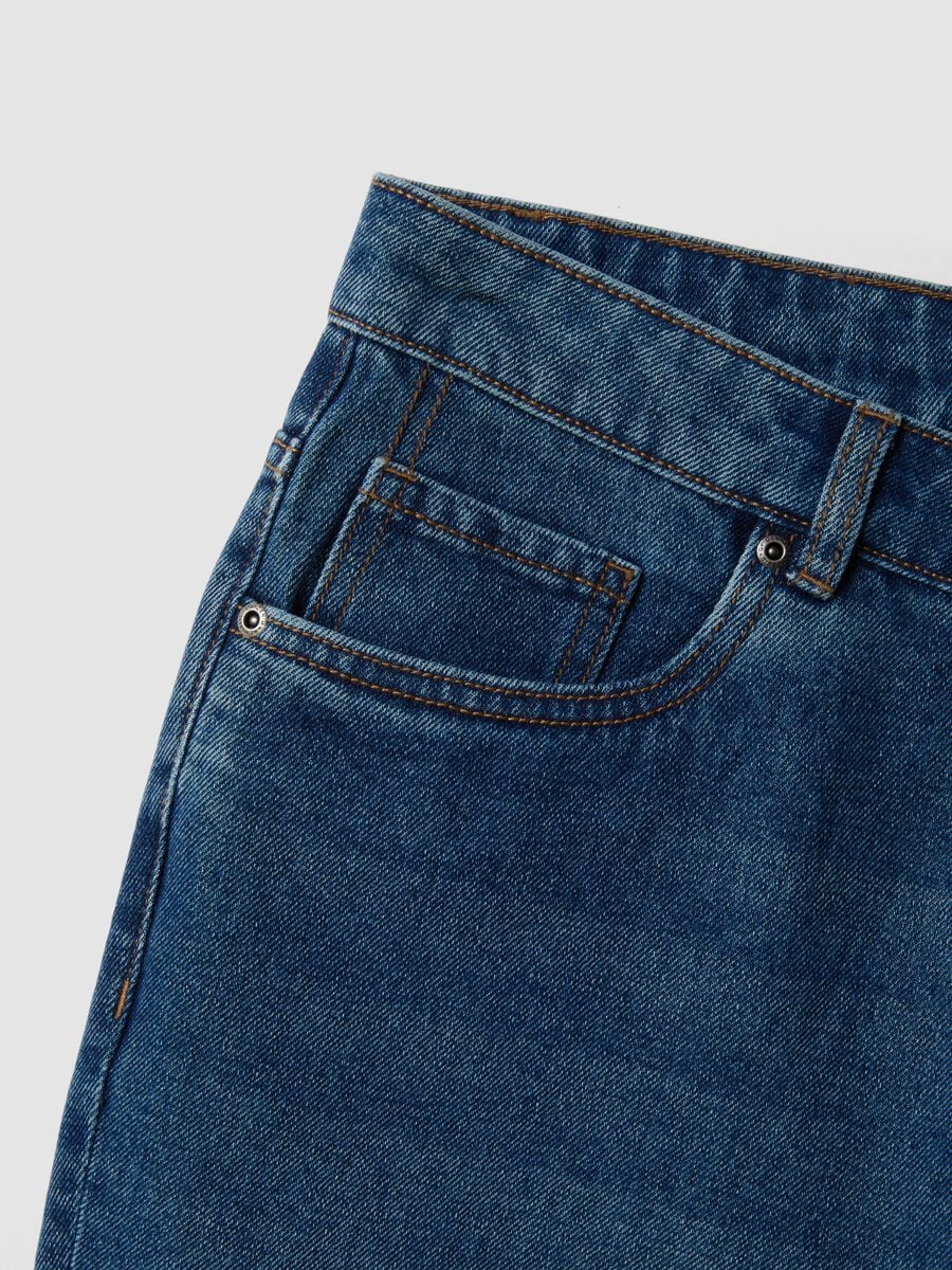 Jeans blu denim in misto cotone e viscosa slim fit_1