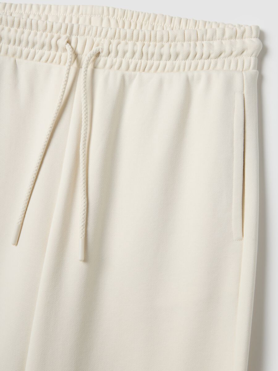 White regular fit cotton blend jogger trousers_5