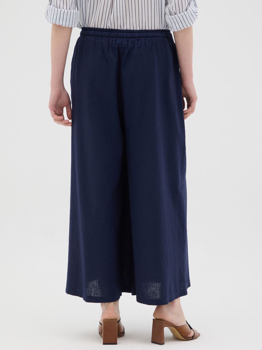 Women's blue palazzo trousers in regular fit cotton and linen_3