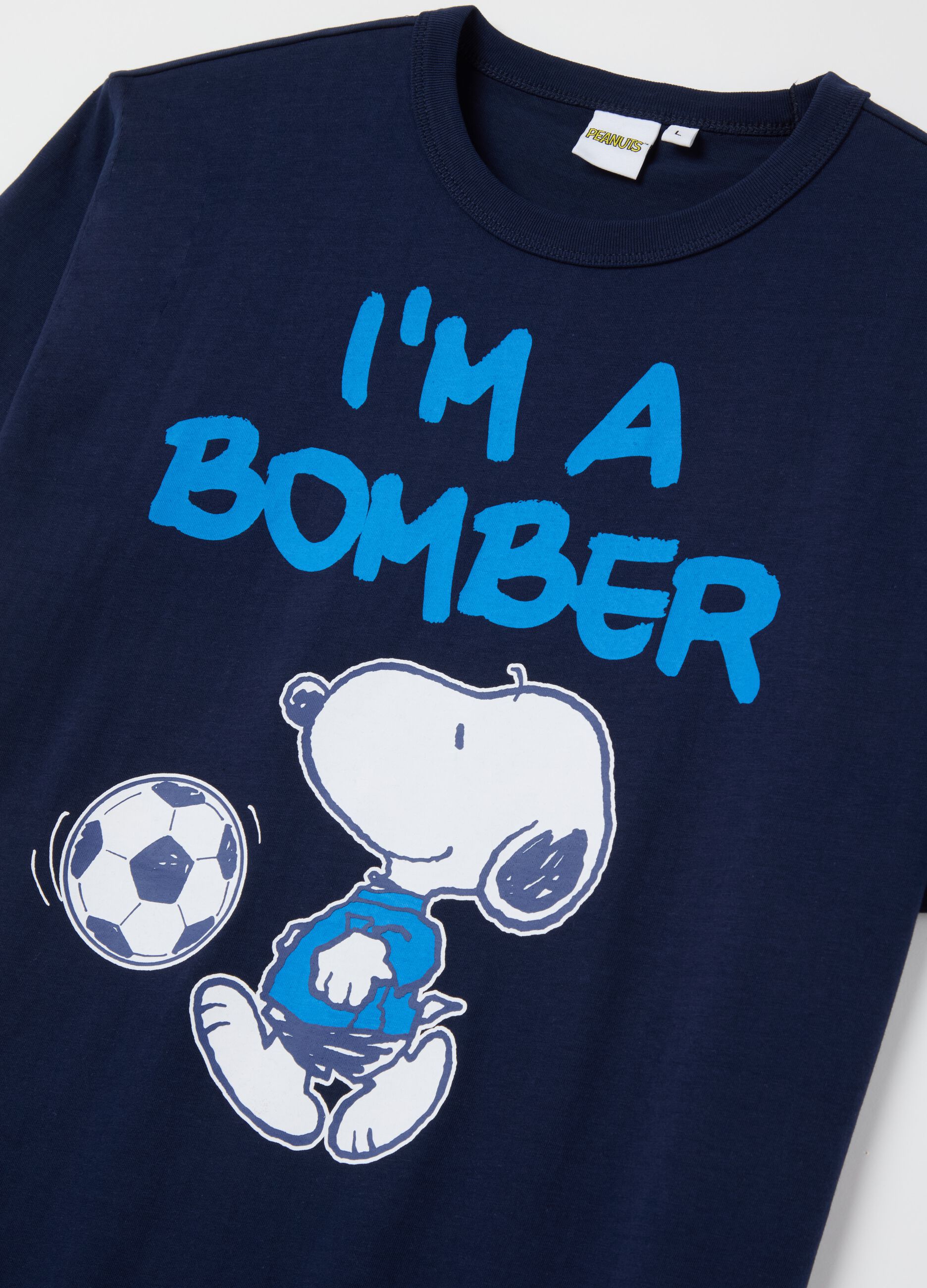 Blue T-shirt with Snoopy footballer print